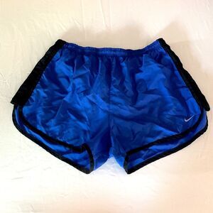 Nike Dri-Fit Women’s Blue Black Striped Workout Athletic Running Shorts Size M